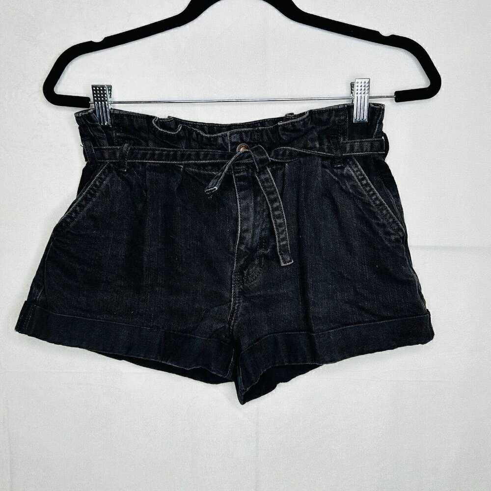 Hollister High-Rise Mom 3" Shorts Womens Sz 5 / 27 Black Denim Belted Cuffed